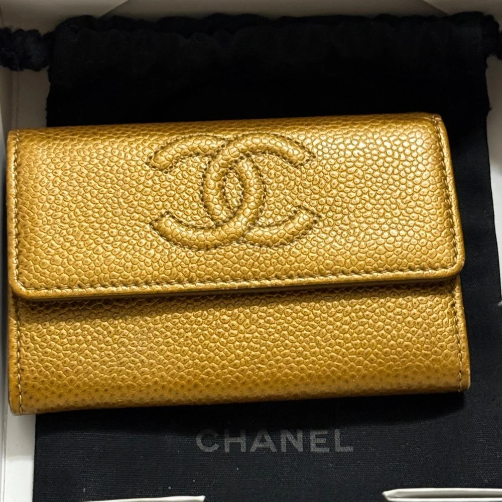 Chanel card holder includes box and shopping bag - Picture 8 of 9